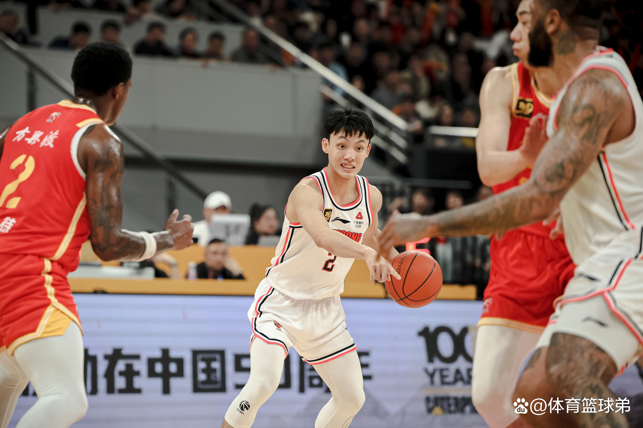 包含集结日突围战来临，尼斯围绕CBA常规赛扳平良机，震撼外界，高层口径保持一致的词条