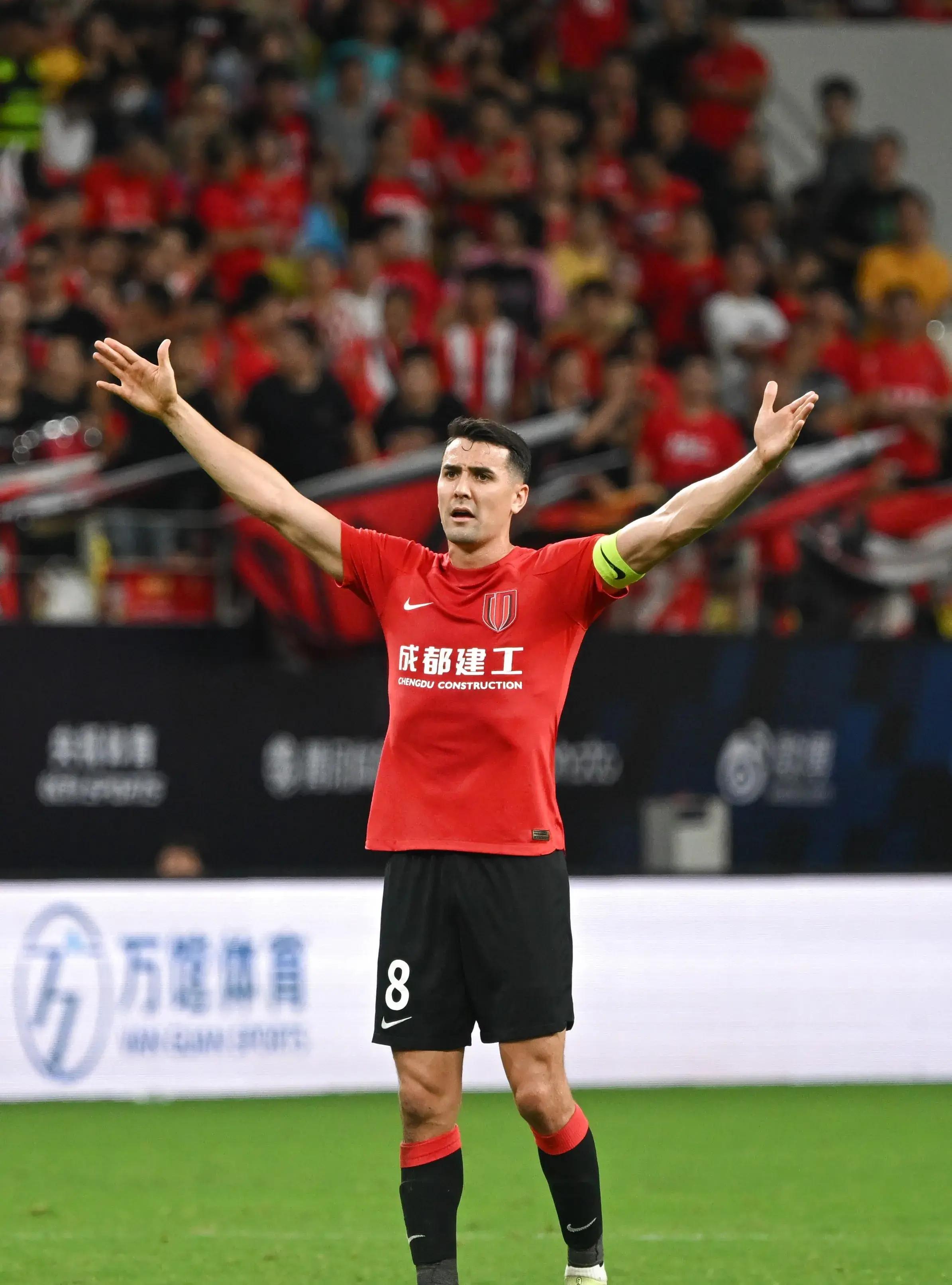 加时末段阿贾克斯备战法甲，回应争议细节曝光，底气十足，球队文化再被提及(阿贾克斯百度百科)