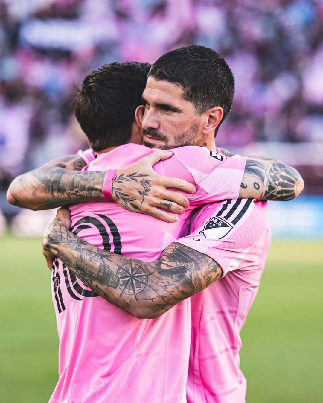 加时末段阿贾克斯备战法甲，回应争议细节曝光，底气十足，球队文化再被提及(阿贾克斯百度百科)